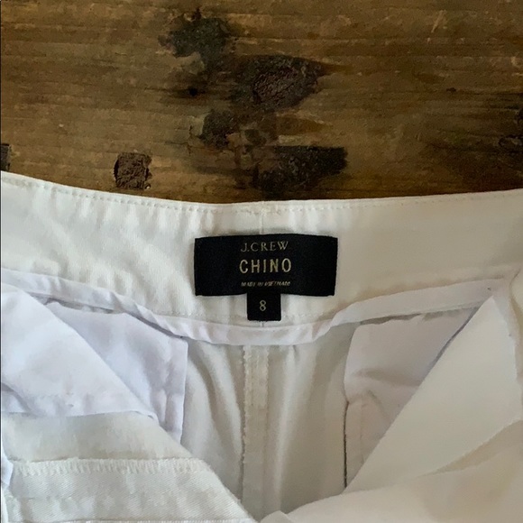 Shorts - Picture 2 of 3